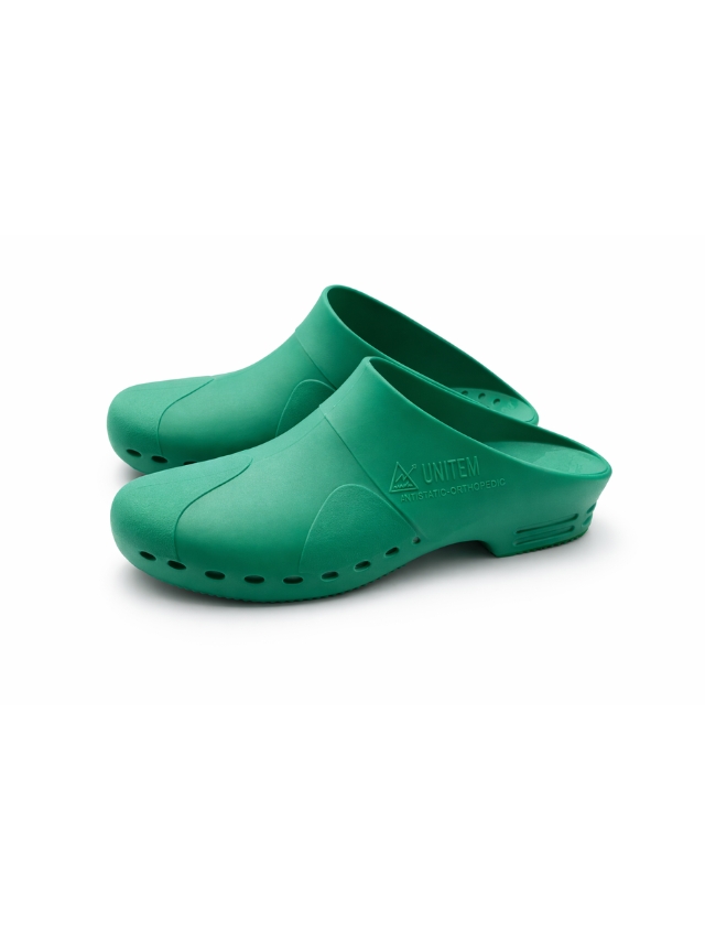 UNITEM® Autoclavable Operating Room Clogs